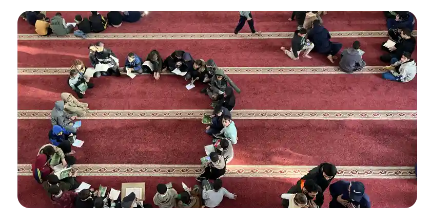 Iftar Meals for Quran Memorizers at Palestine Mosque in the Gaza Strip